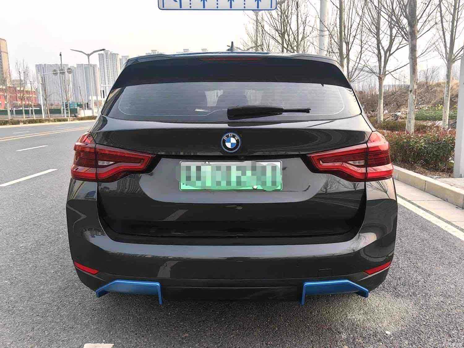 BMW iX3, 2021 все фото