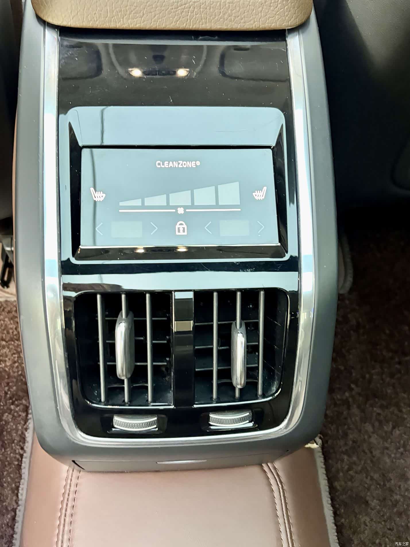 Volvo S90, 2019 17
