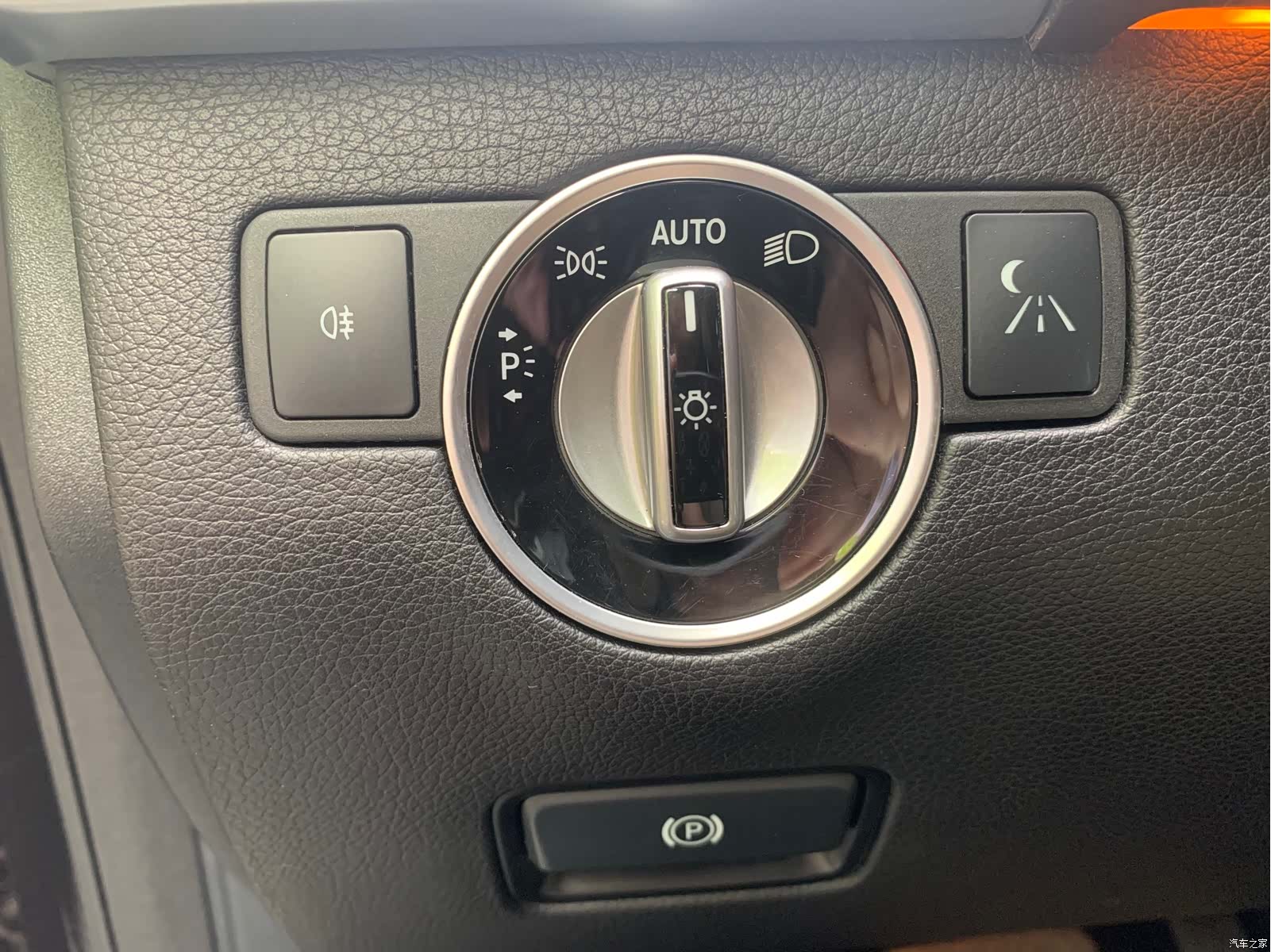 Mercedes-Benz M-Class, 2015 13