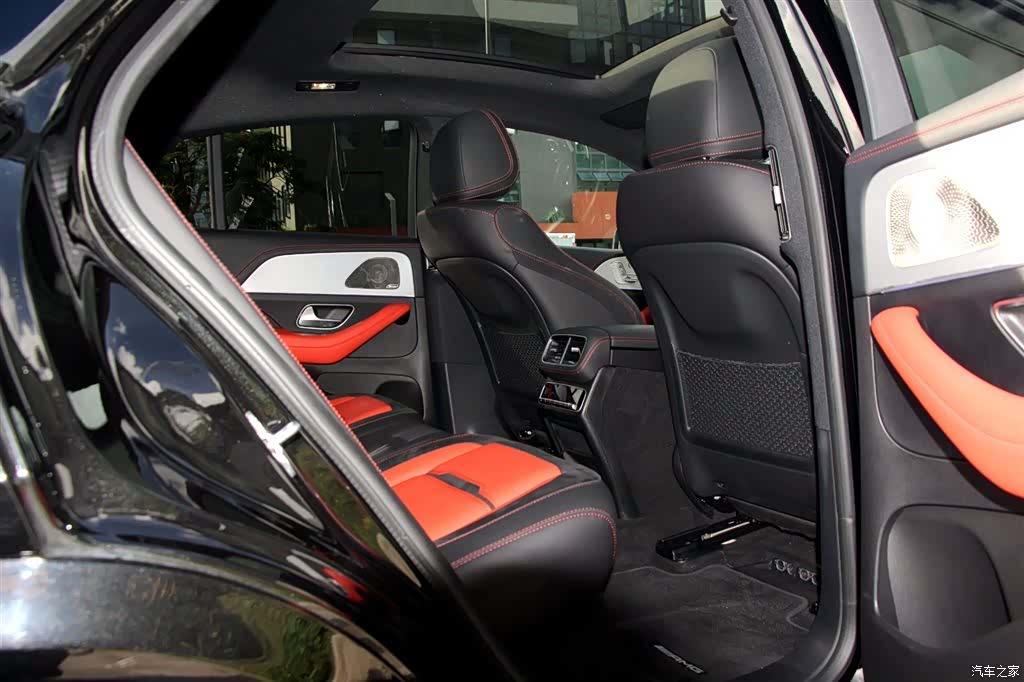 Mercedes-Benz GLE, 2025 6