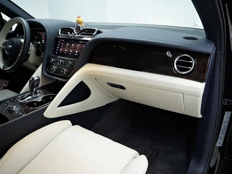 Bentley Tim Yue Bentley Tim Yue