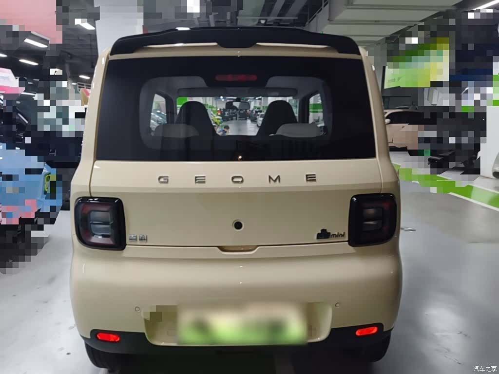 Geely Panda, 2025 6