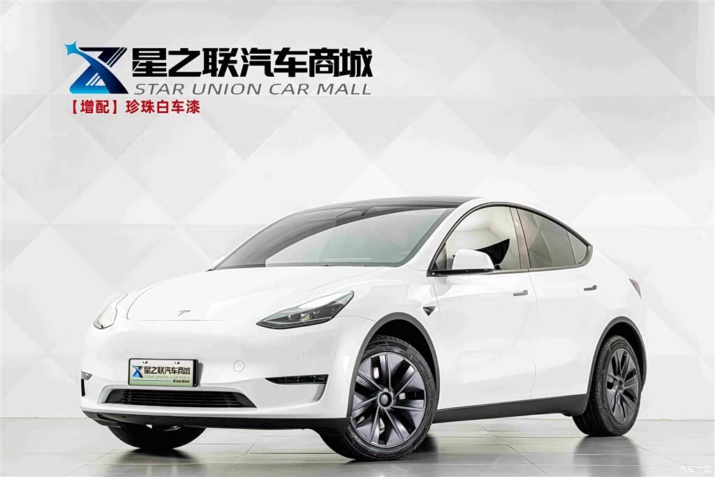 Tesla Model Y, 2024 1
