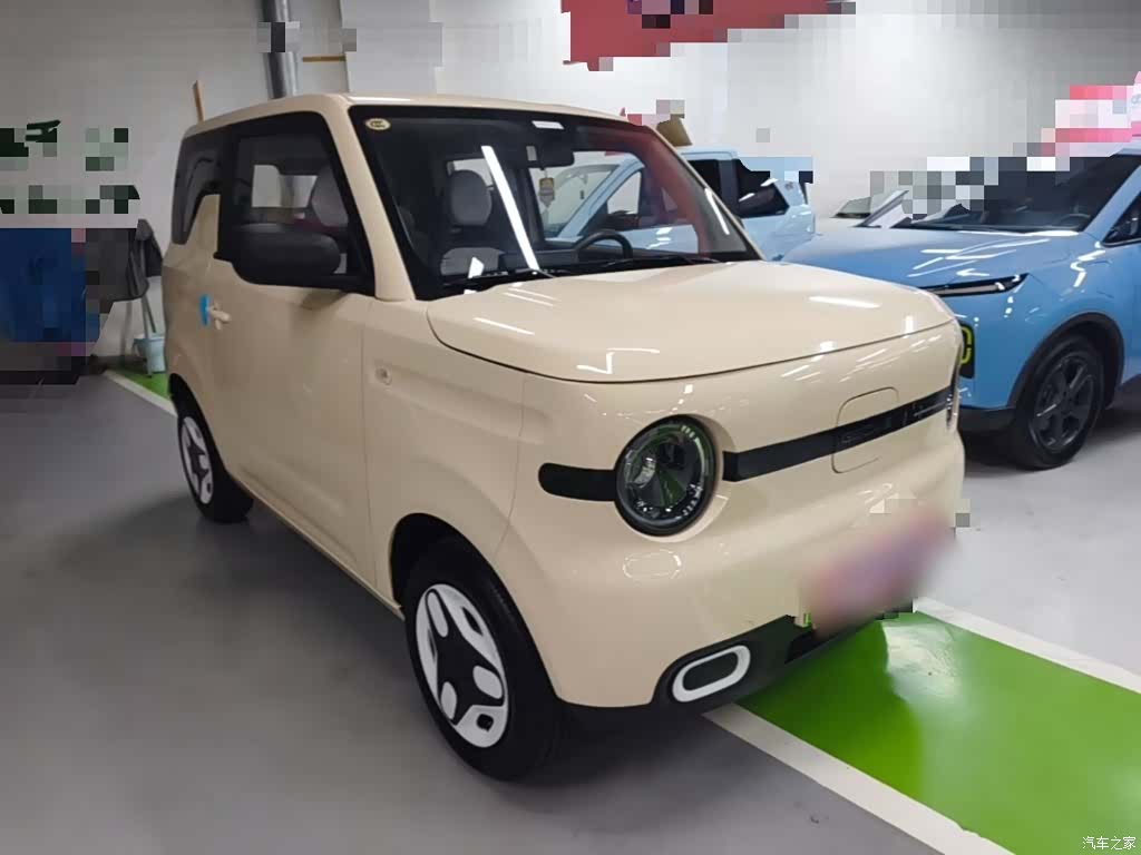 Geely Panda, 2025 4