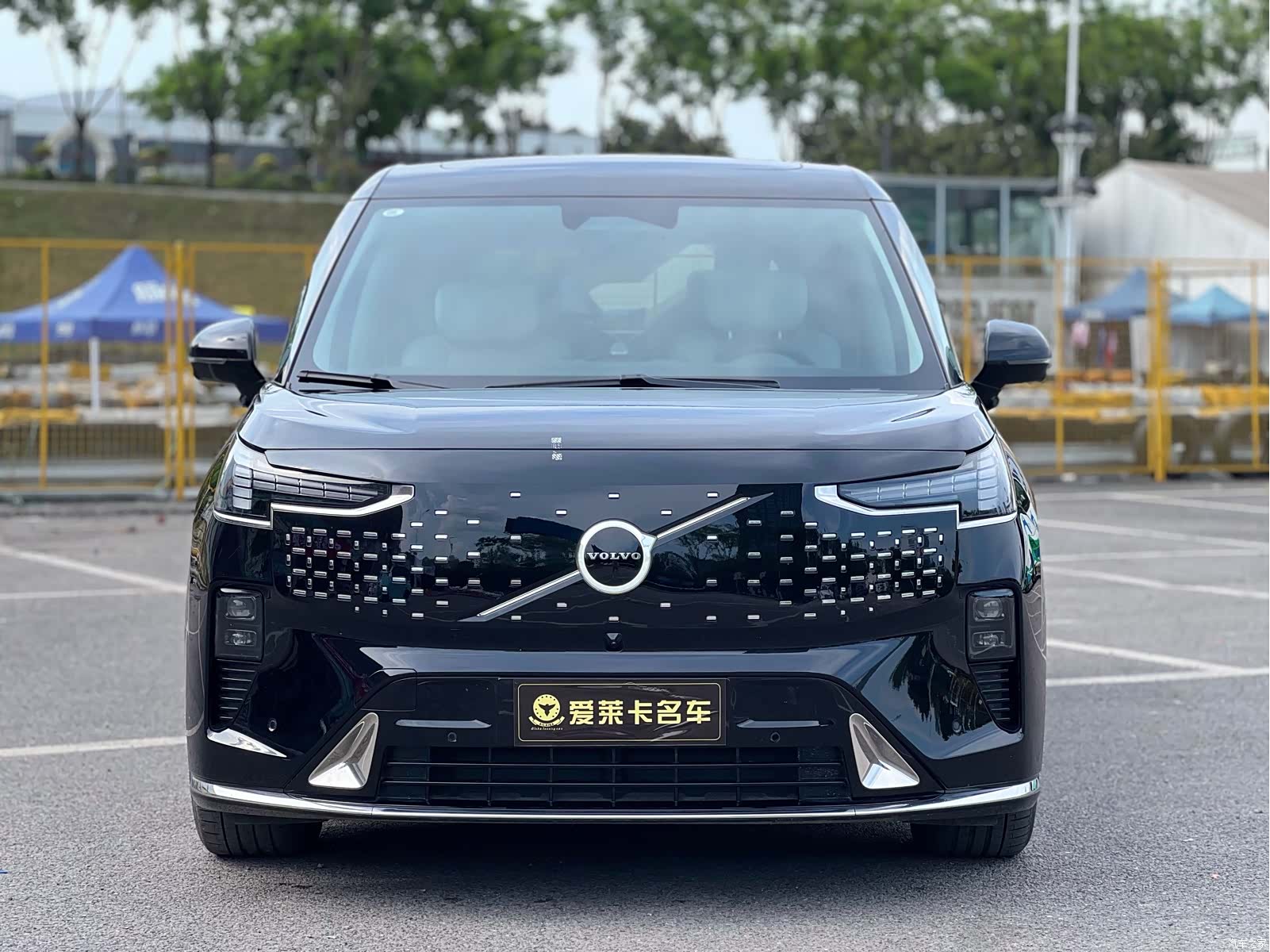 Volvo EM90, 2024 2
