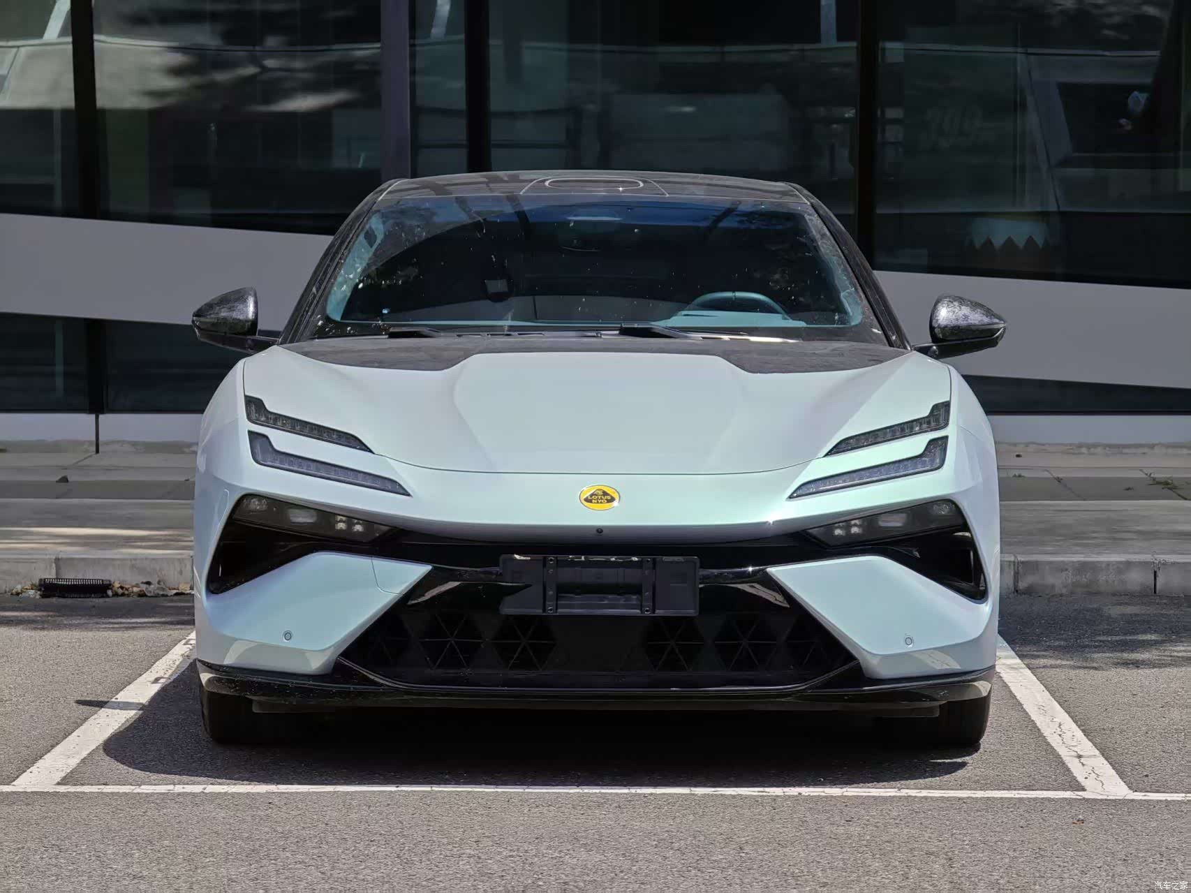 Lotus EMEYA, 2025 2