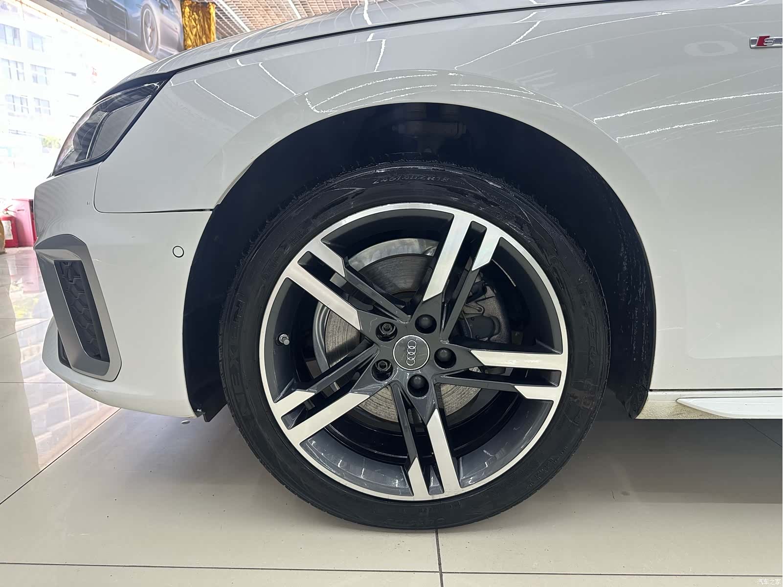 Audi A4L, 2021 19
