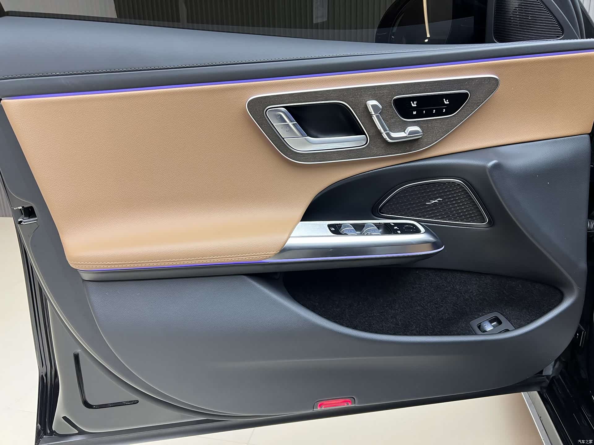 Mercedes-Benz E-Class, 2024 9