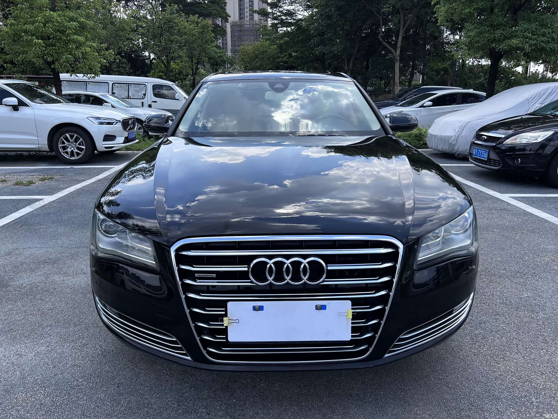 Audi A8L, 2012 1