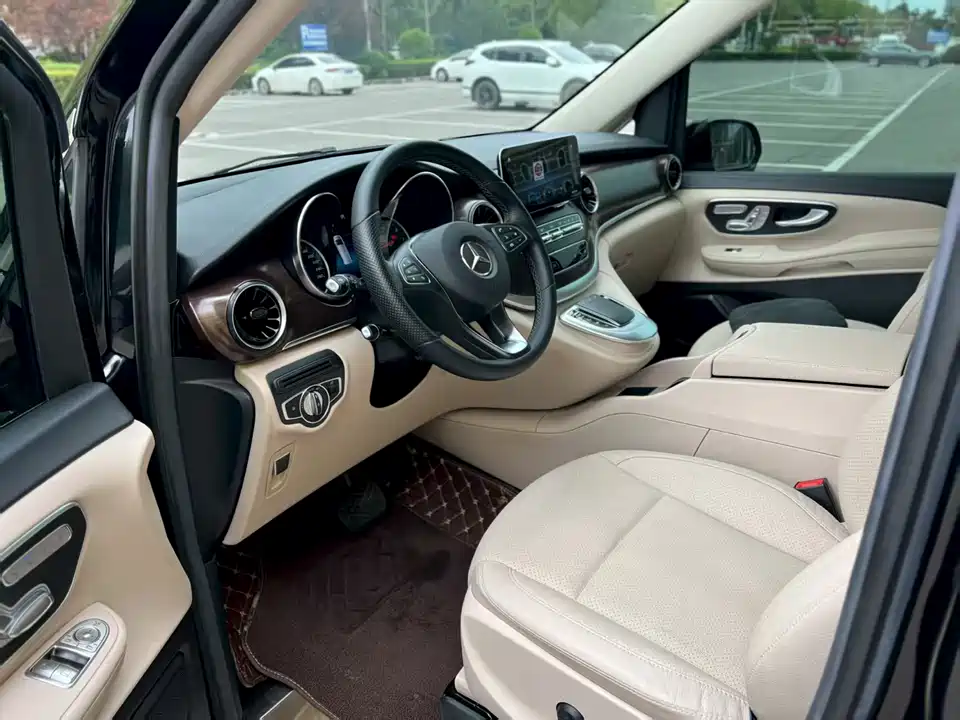 Mercedes-Benz V-class Mercedes-Benz V-class