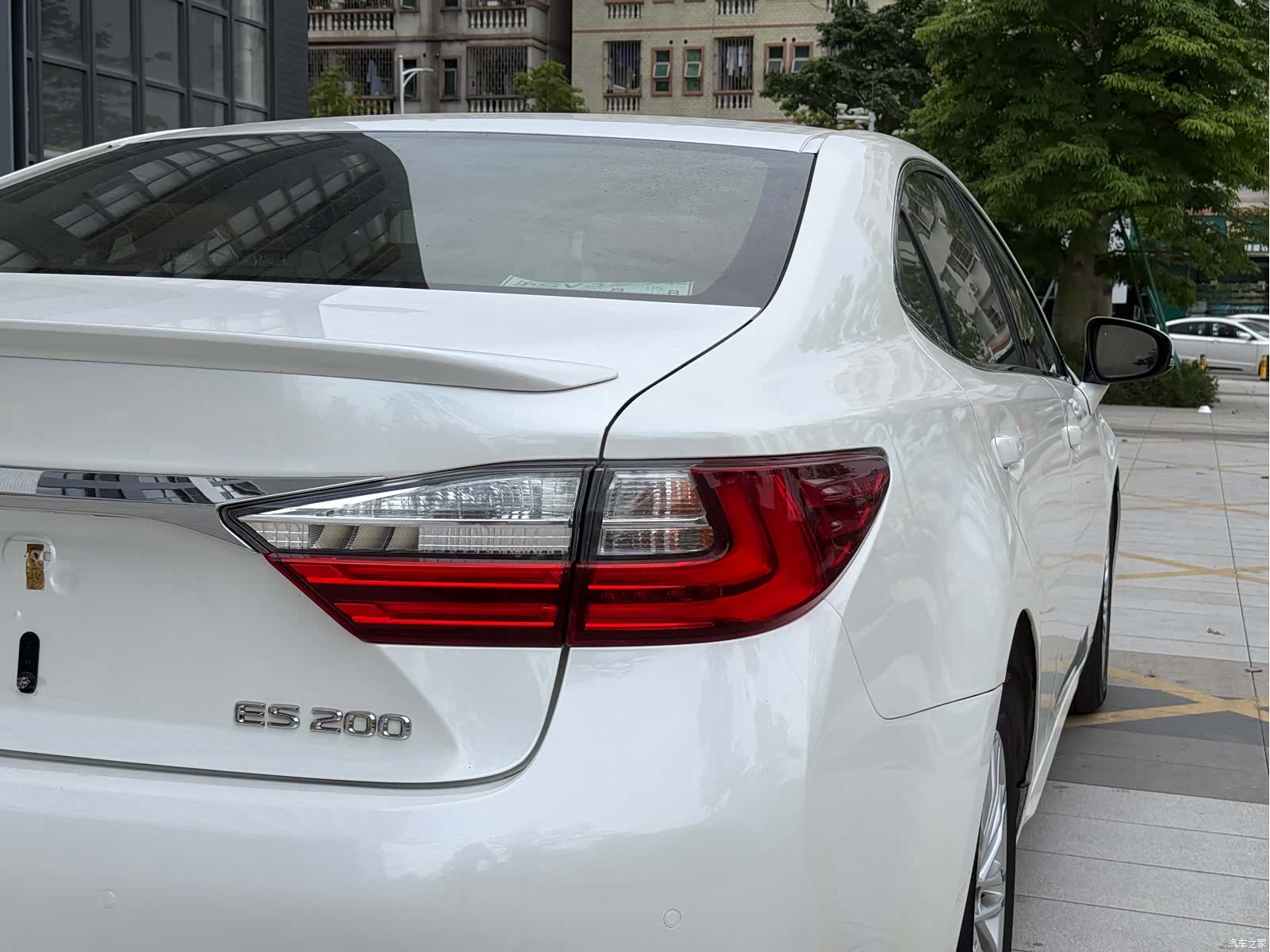 Lexus ES, 2017 все фото