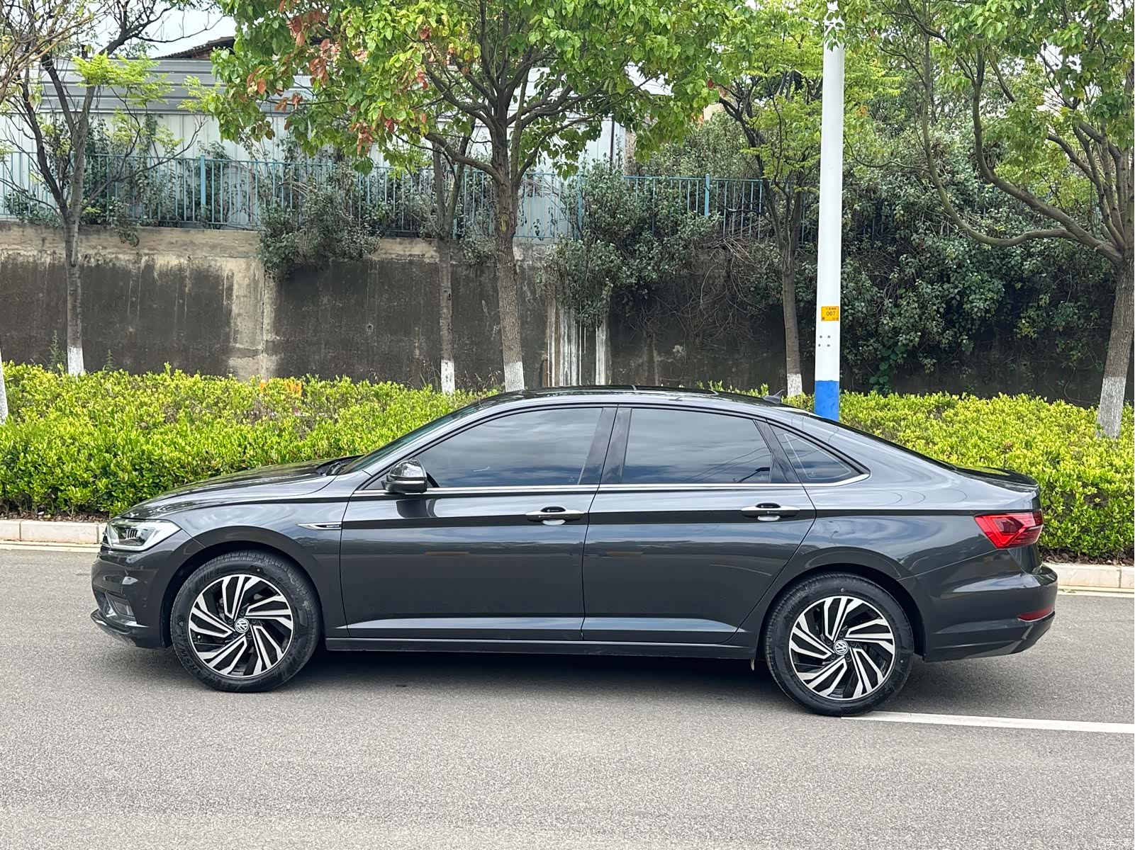 Volkswagen Sagitar, 2022 3