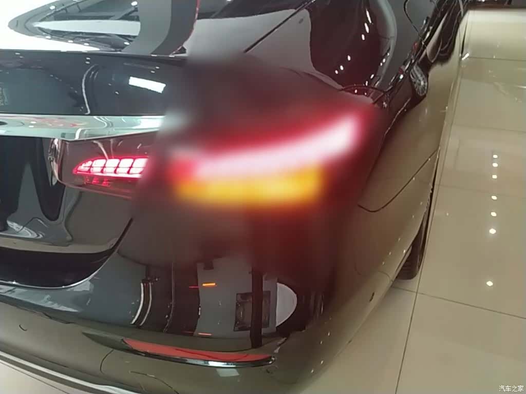 Mercedes-Benz E-Class, 2022 8
