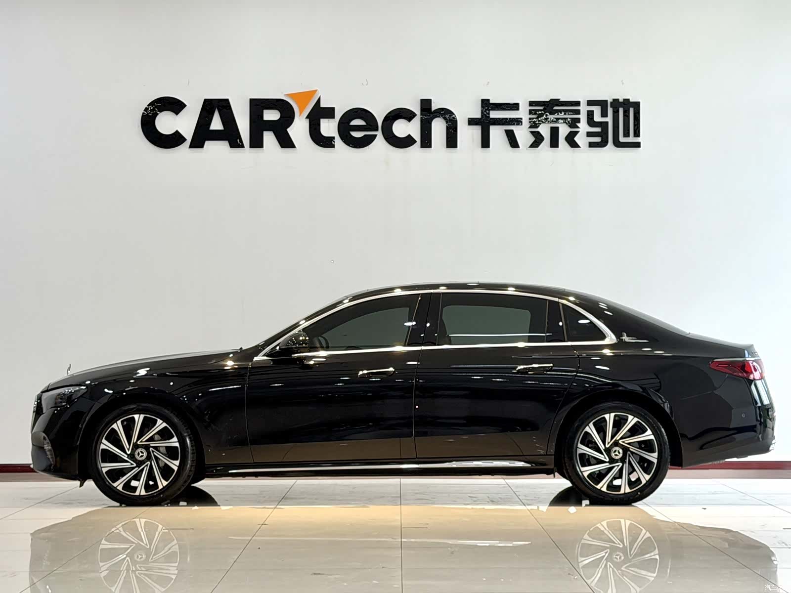 Mercedes-Benz E-Class, 2025 все фото