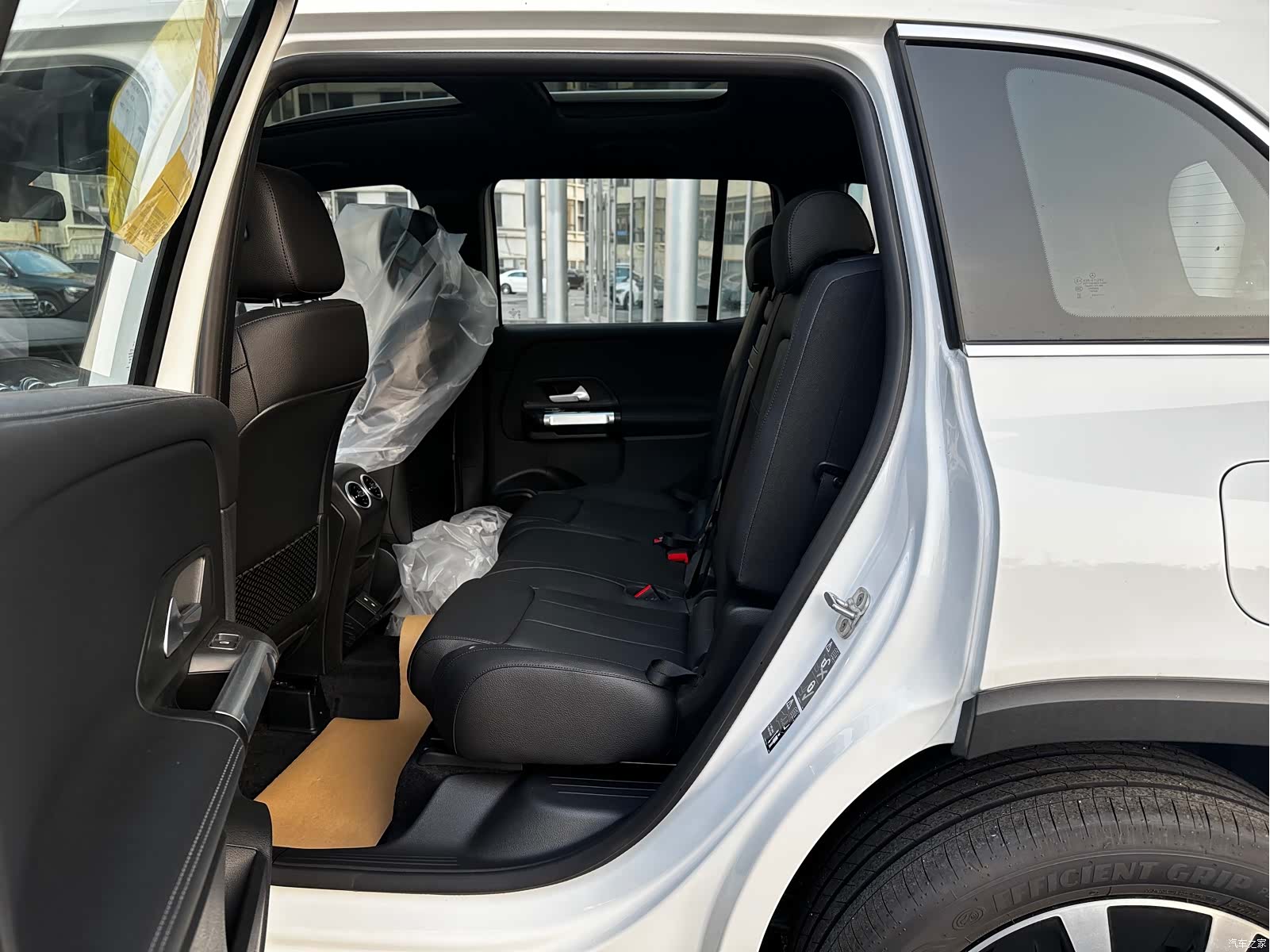 Mercedes-Benz GLB, 2025 7