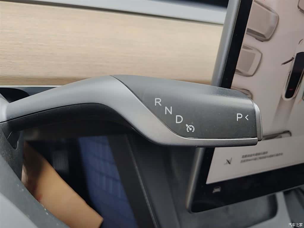 Tesla Model Y, 2021 14
