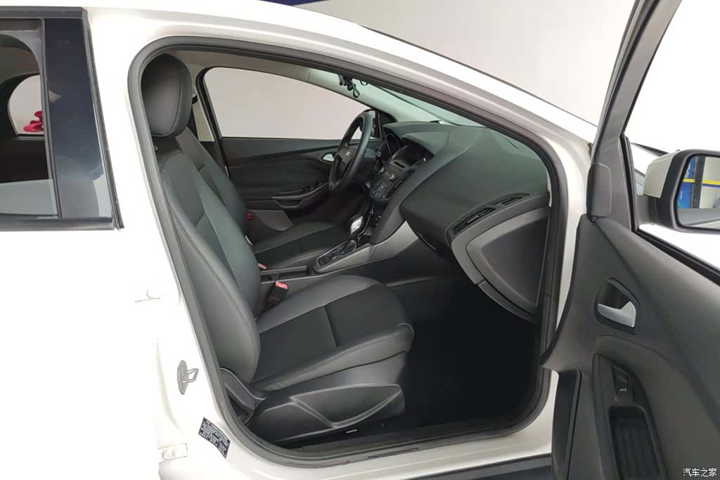 Ford Focus, 2016 8