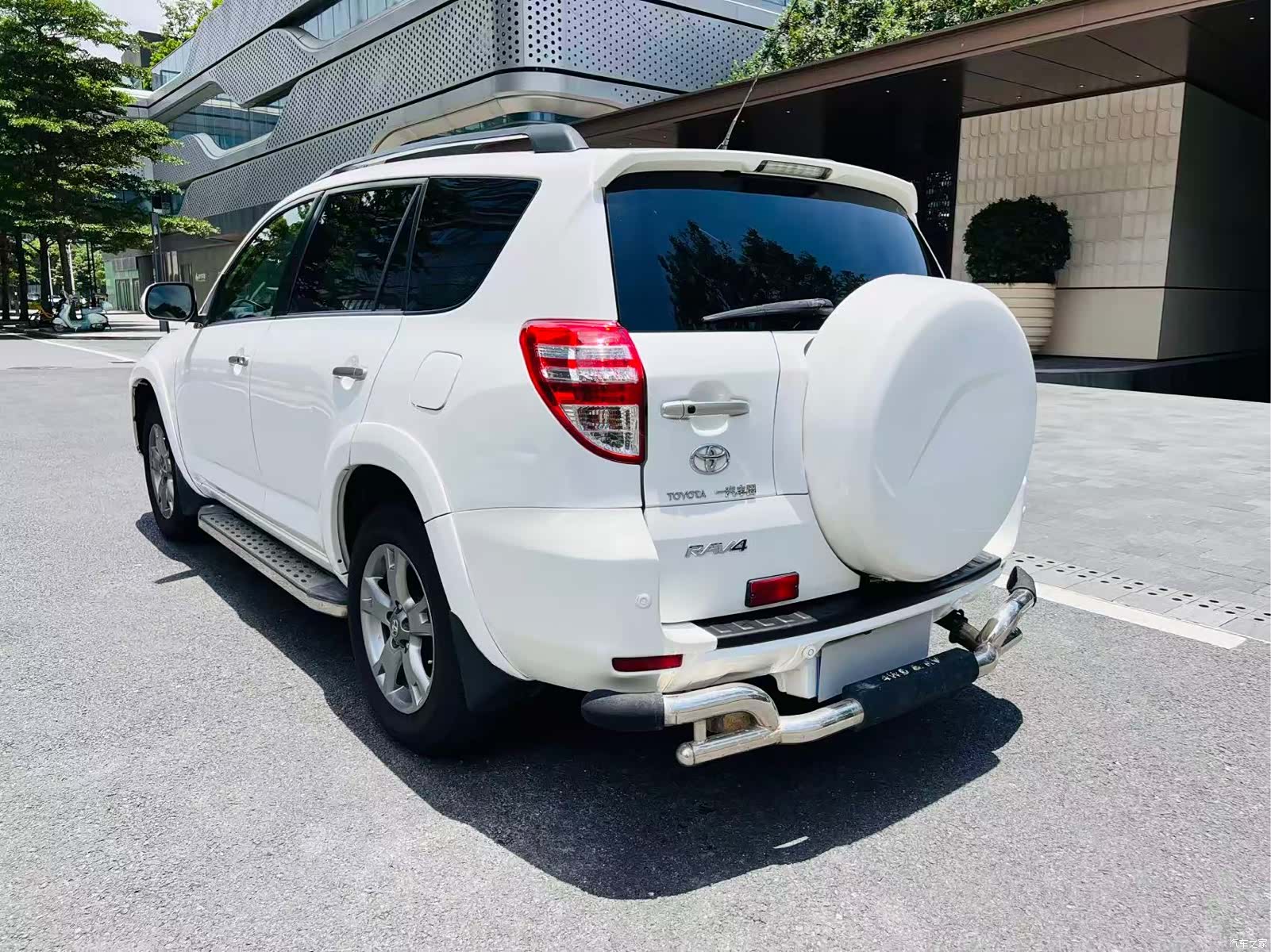 Toyota RAV4, 2013 15
