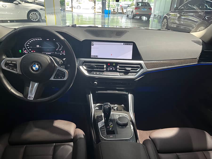 BMW 3 Series 2021, фото 13