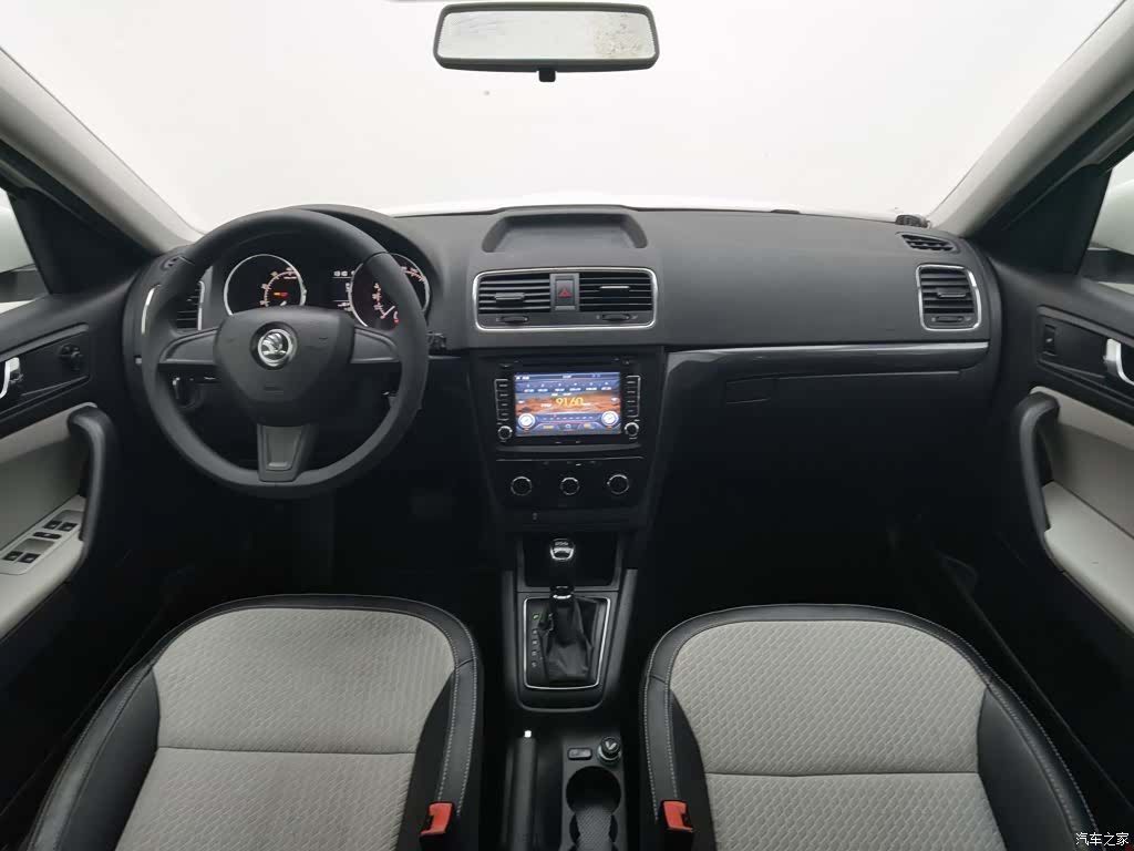 Skoda Yeti, 2016 все фото