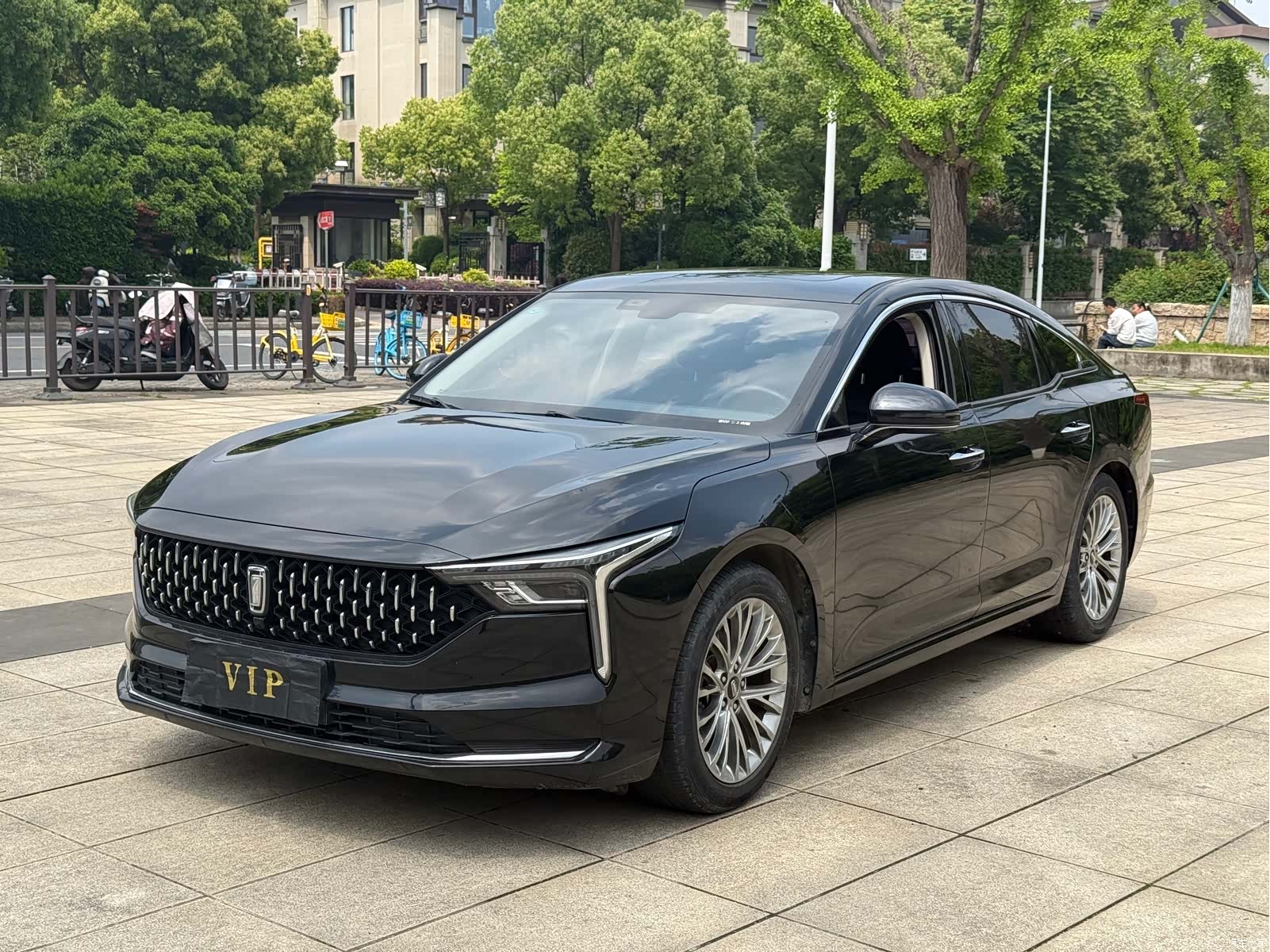 Bestune B70, 2020 1