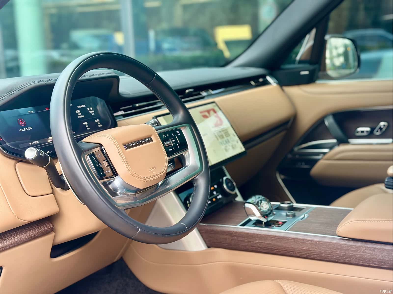 Land Rover Range Rover, 2023 все фото