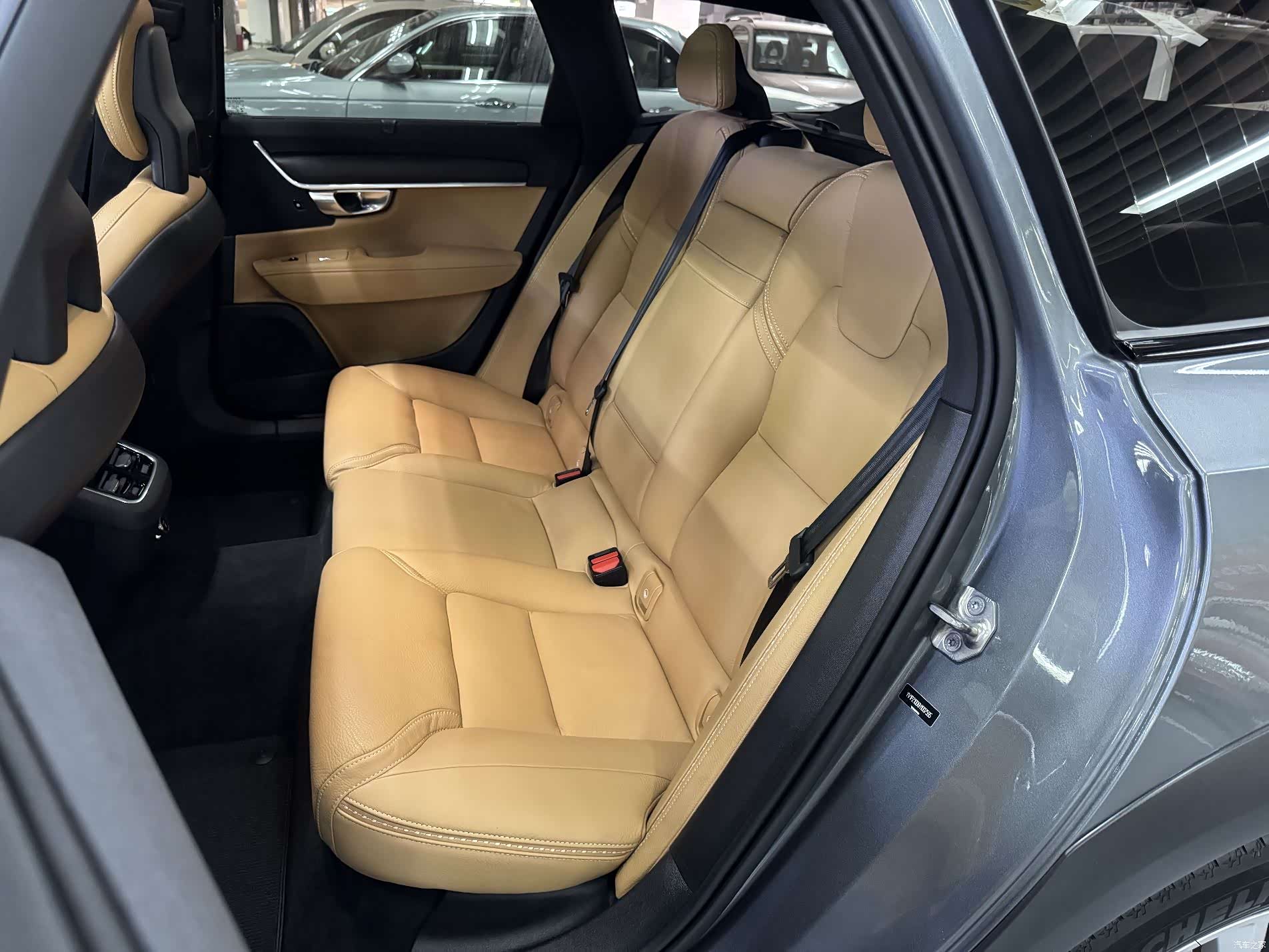 Volvo V90, 2017 14