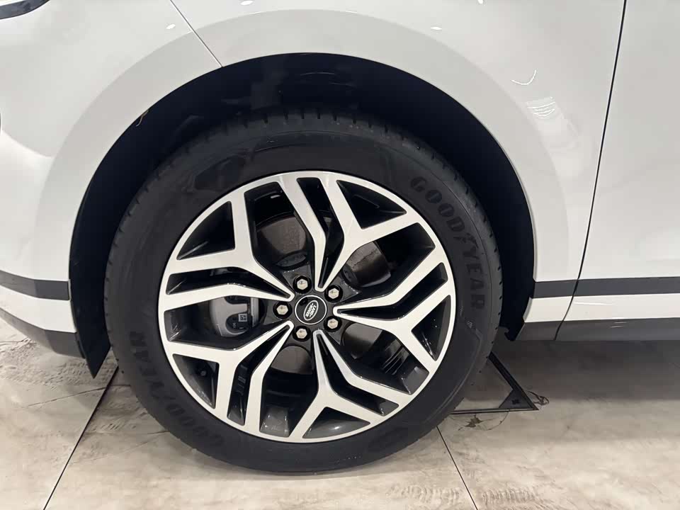 Land Rover Range Rover Aurora