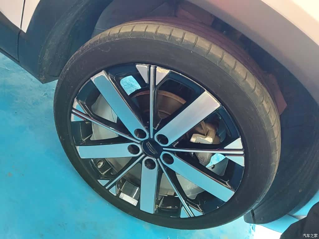 Geely Icon, 2023 23