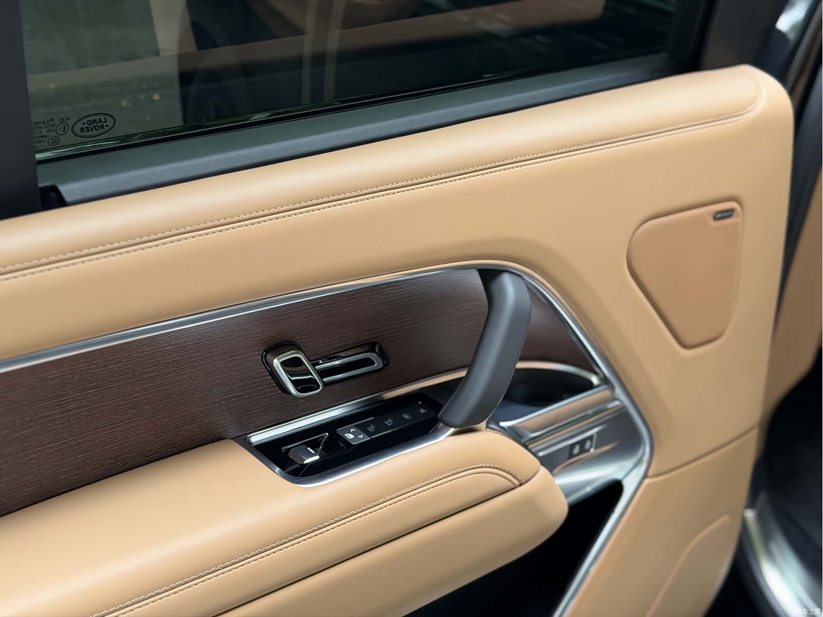 Land Rover Range Rover, 2025 12
