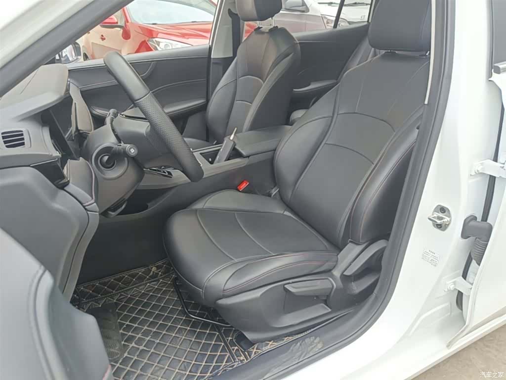 Roewe i5, 2023 14
