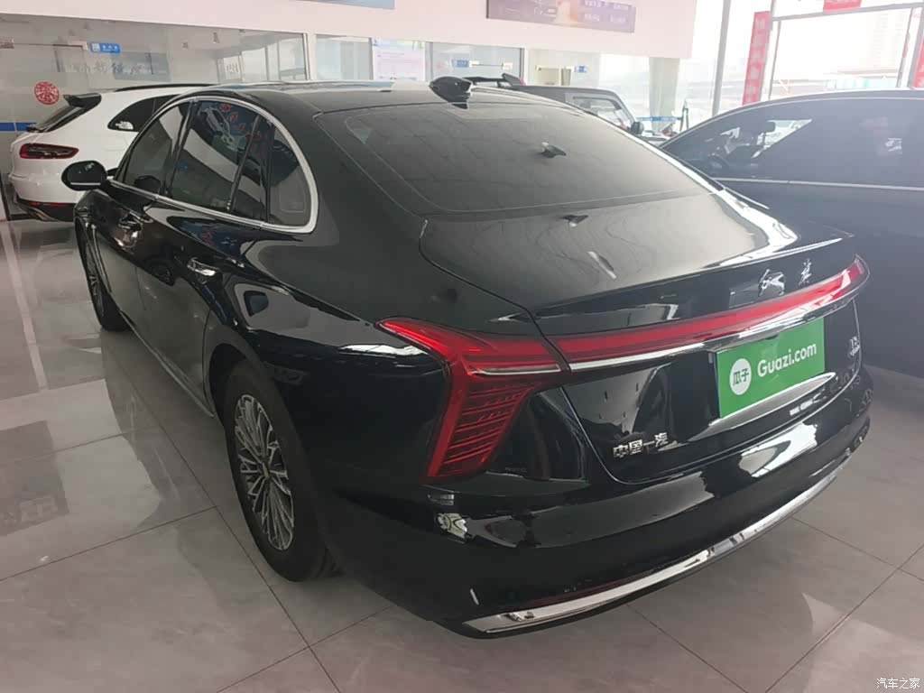 Hongqi H5, 2024 все фото
