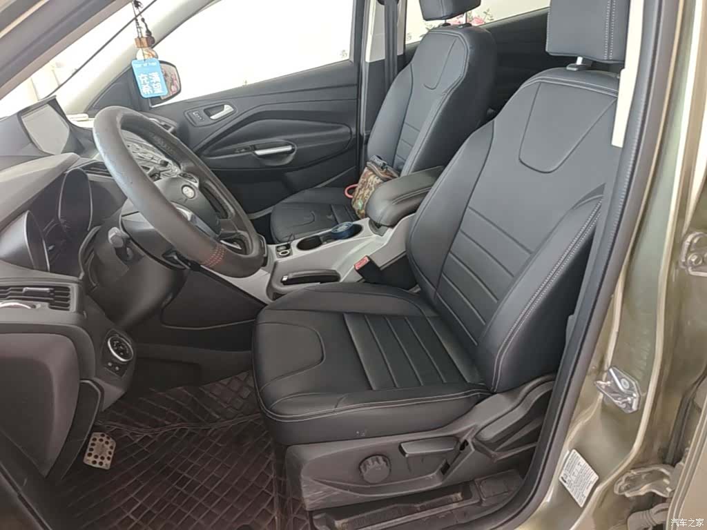 Ford Kuga, 2016 15