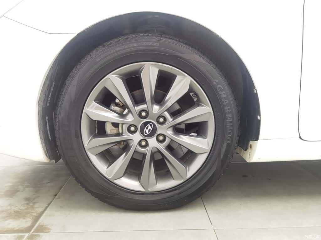Hyundai Sonata, 2014 17