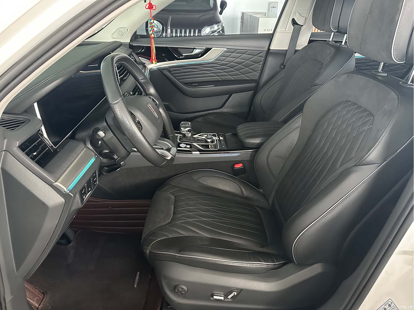 Hongqi HS5, 2021 6