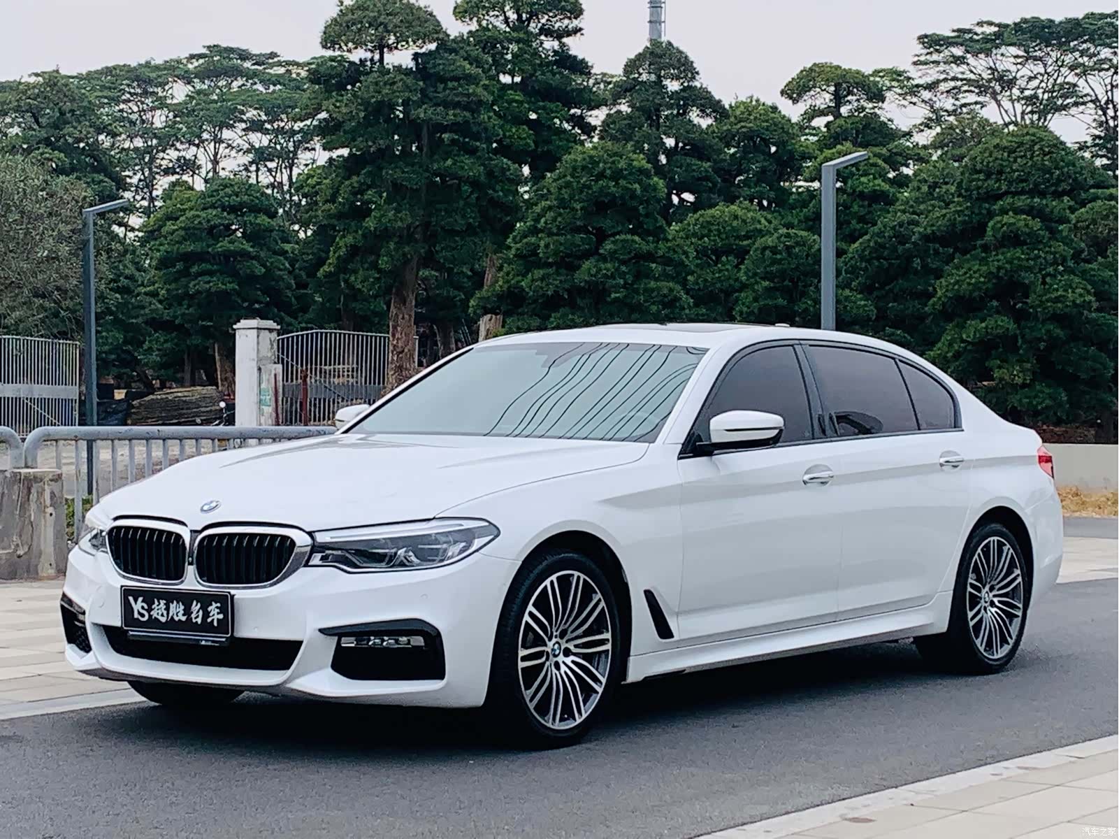 BMW 5 Series, 2018 1