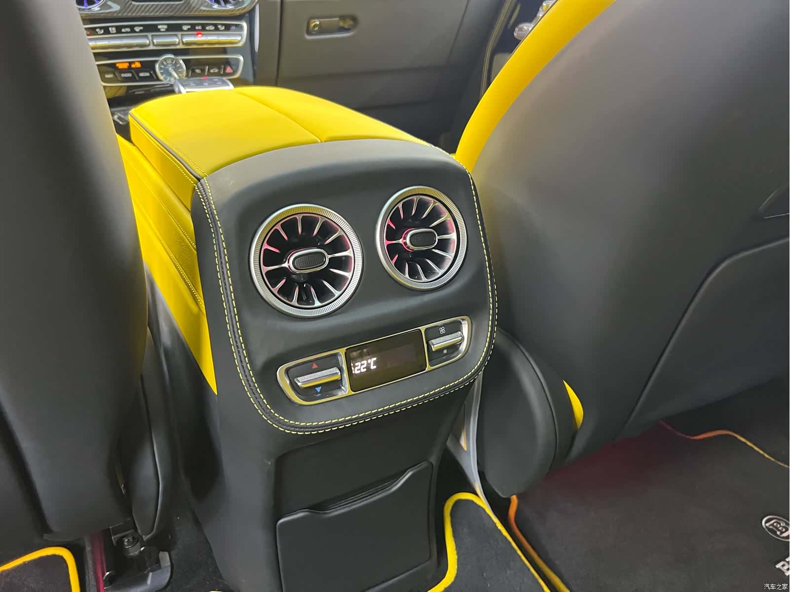 Mercedes-Benz G-Class, 2023 24