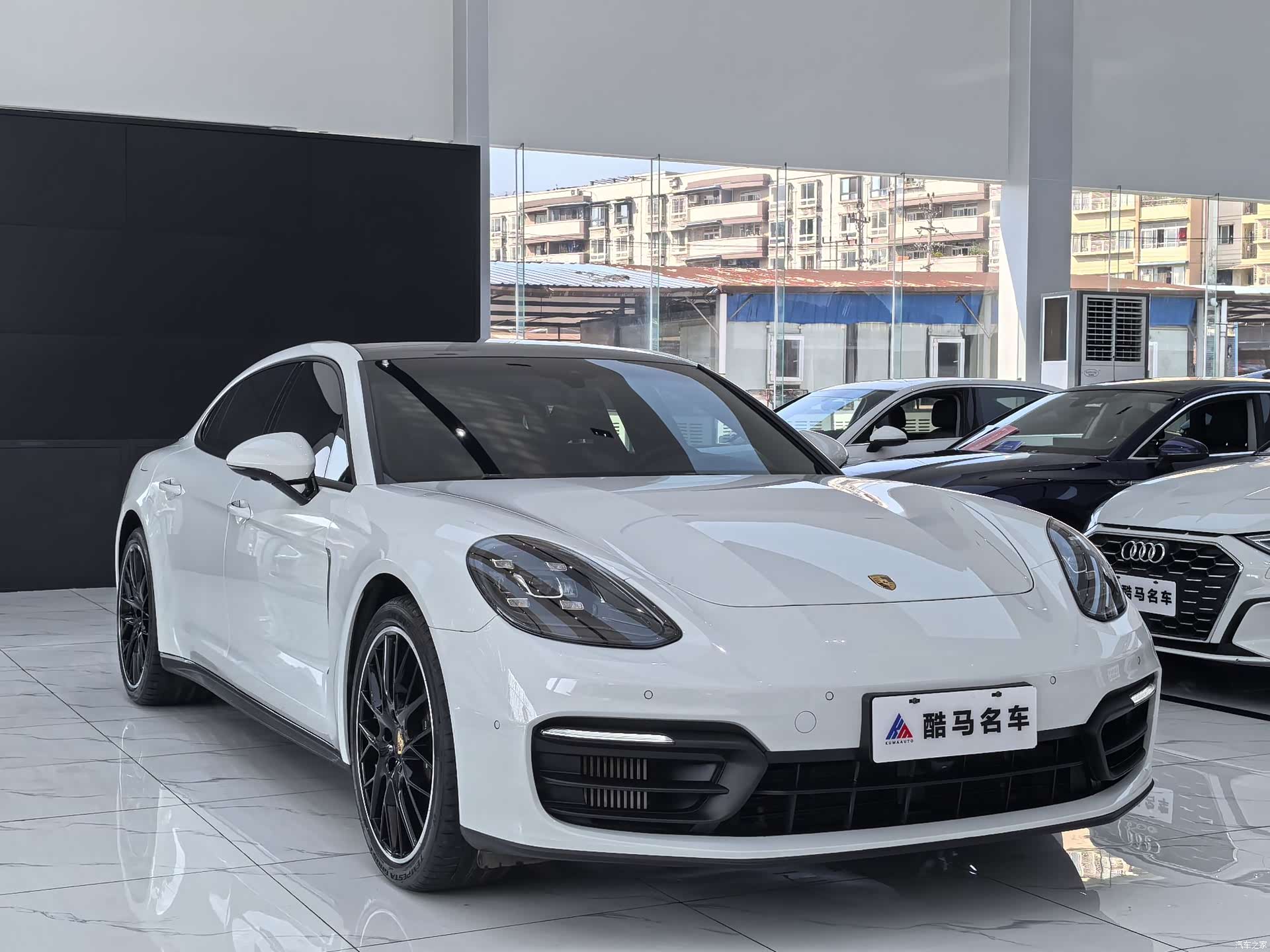 Porsche Panamera, 2023 3