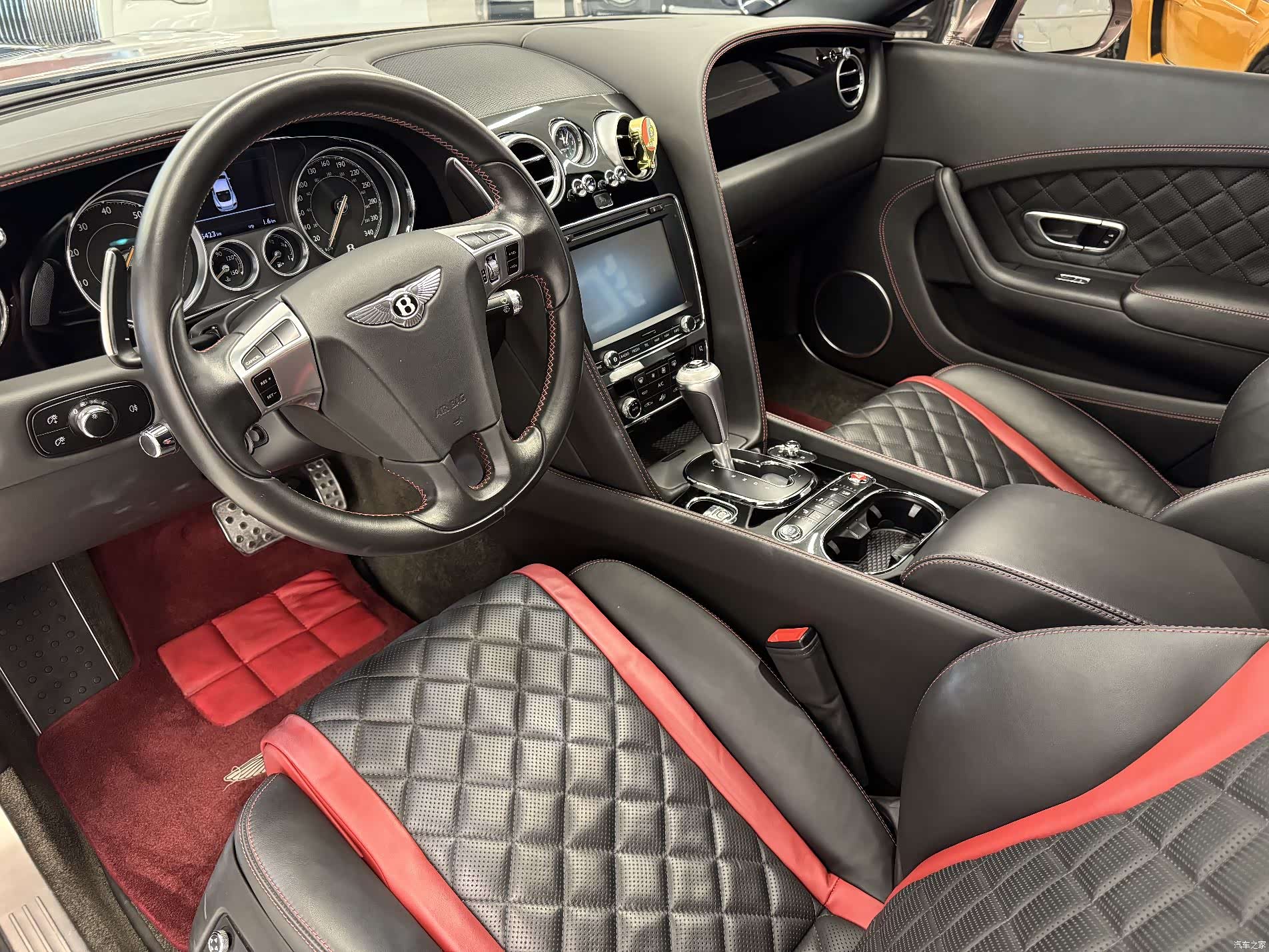 Bentley Continental GT, 2017 9