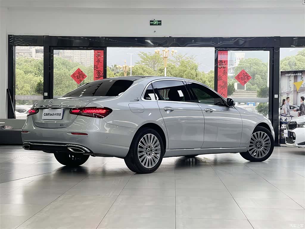 Mercedes-Benz E-Class, 2024 все фото