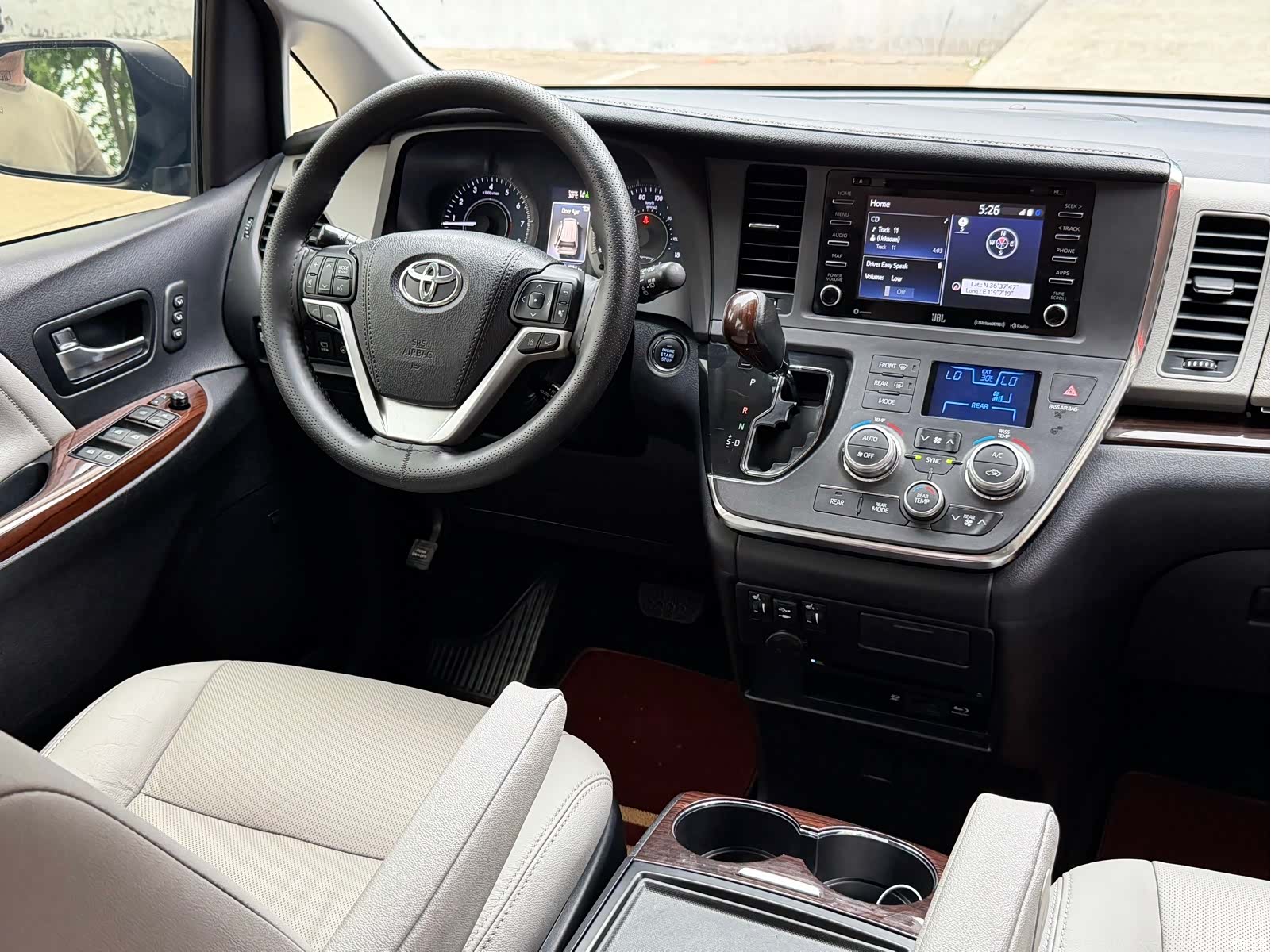Toyota LTD, 2018 15