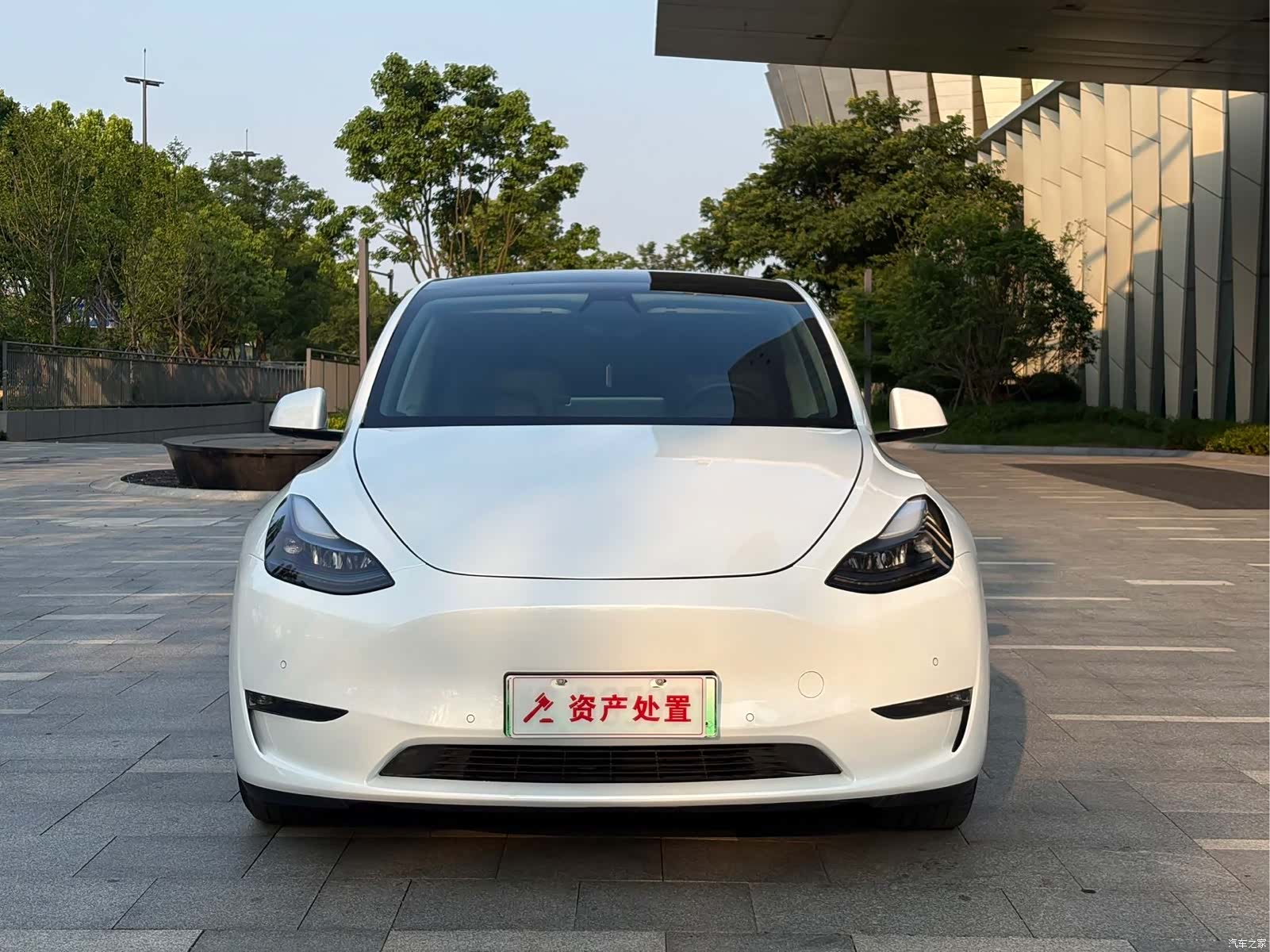 Tesla Model Y, 2022 2