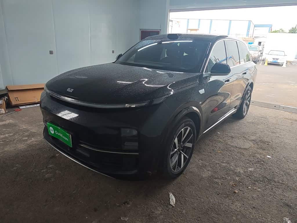 Li Auto L8