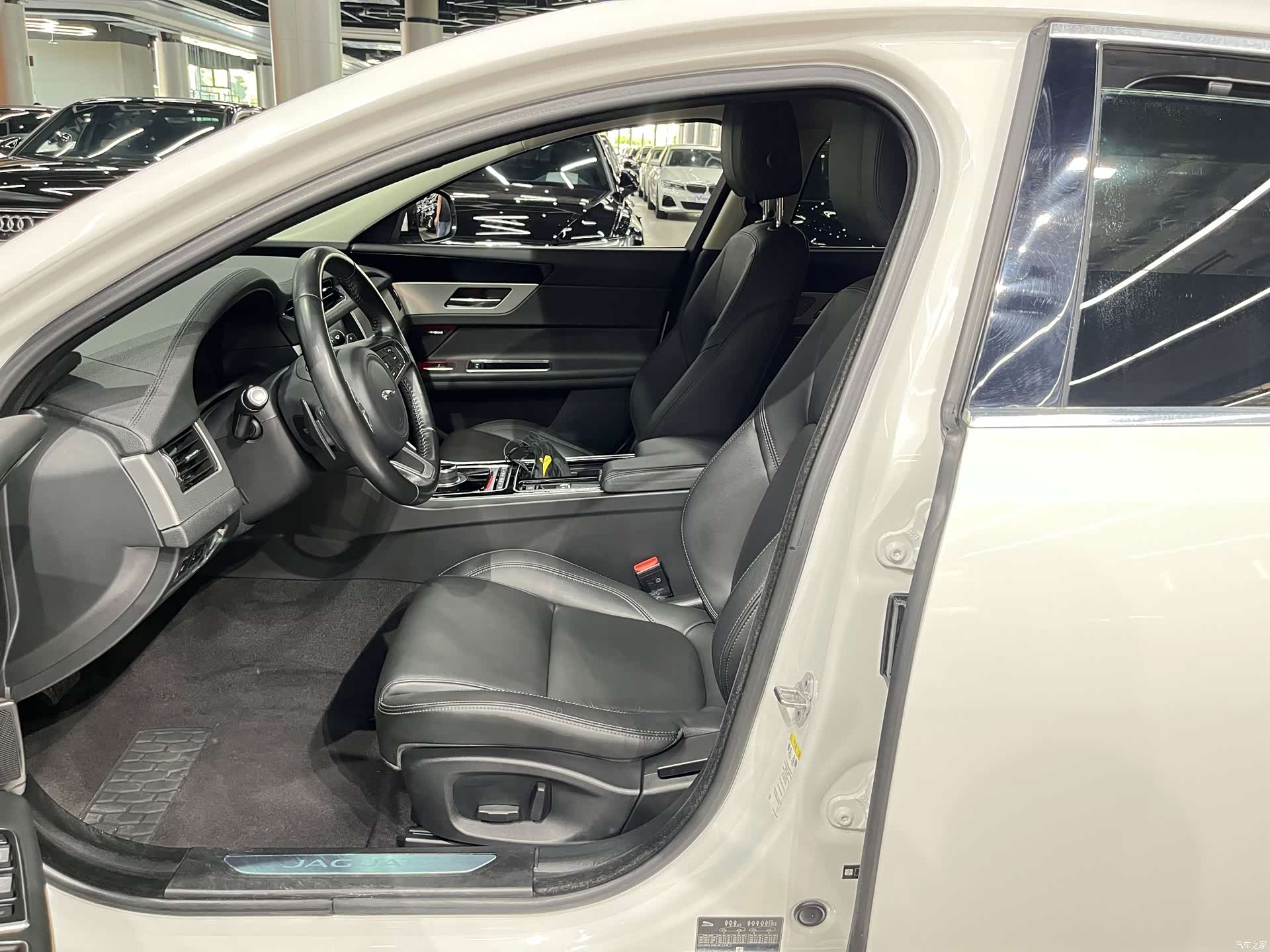 Land Rover P200, 2020 4