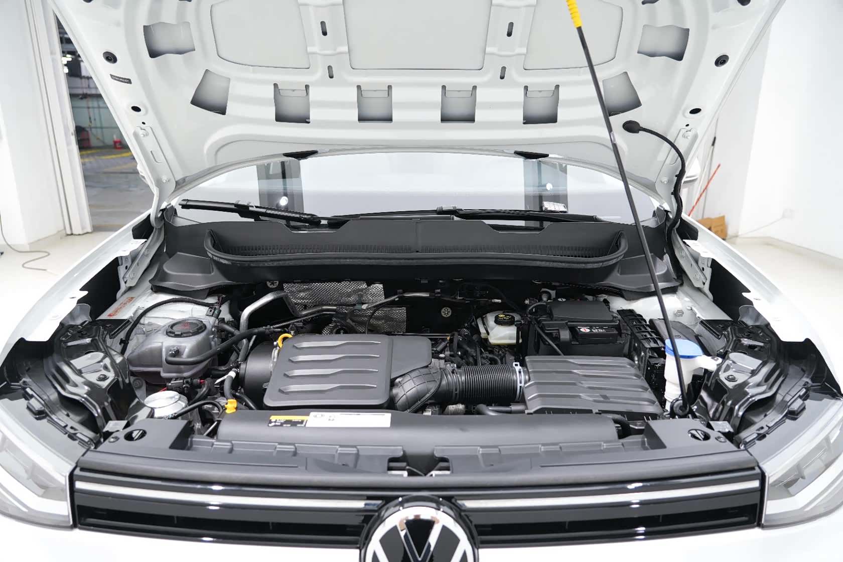 Volkswagen Tharu, 2024 15