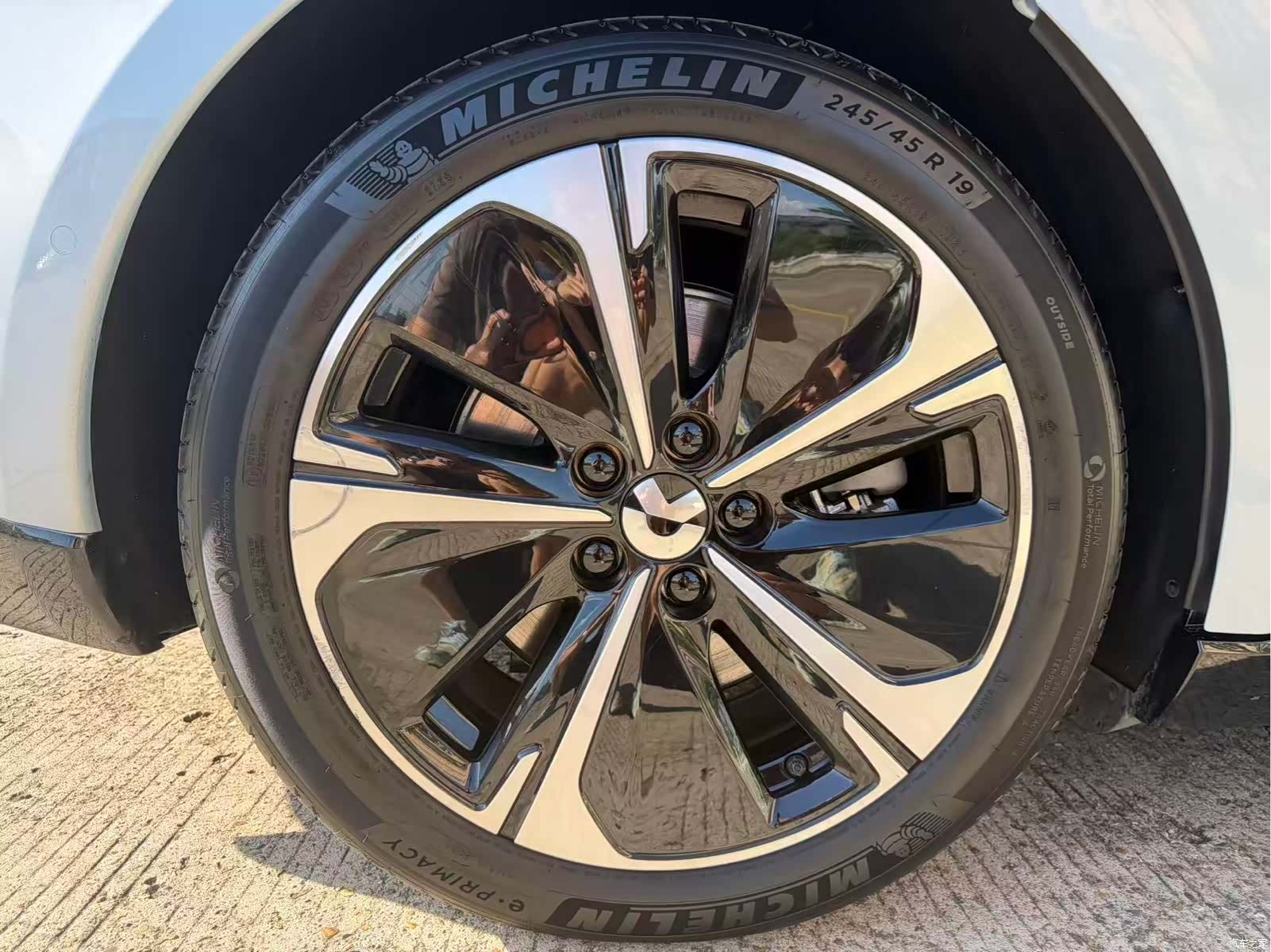 NIO ET5, 2025 8