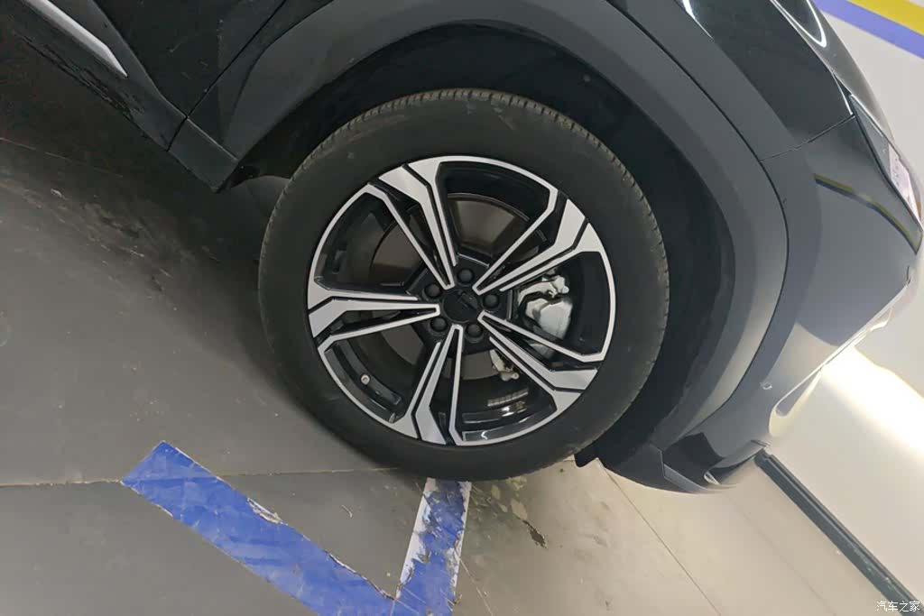 Geely Galaxy L7, 2023 6