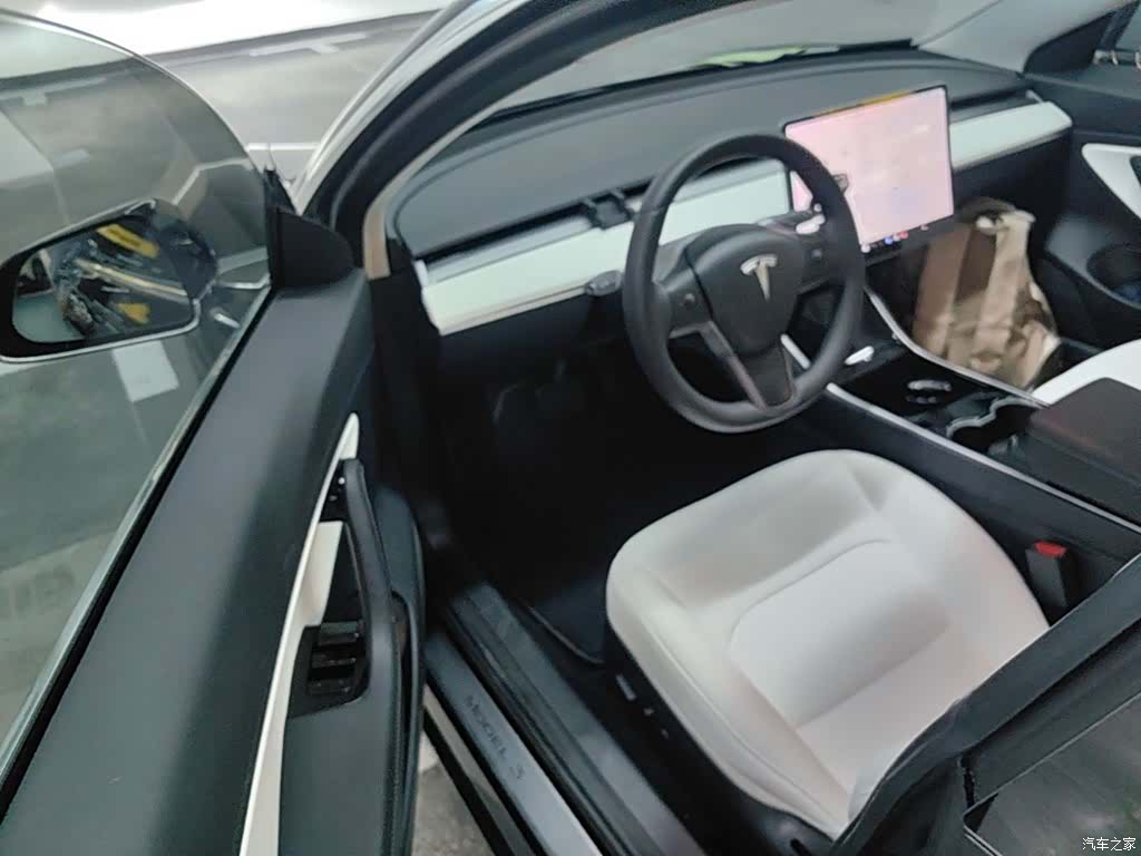 Tesla Model 3, 2020 12