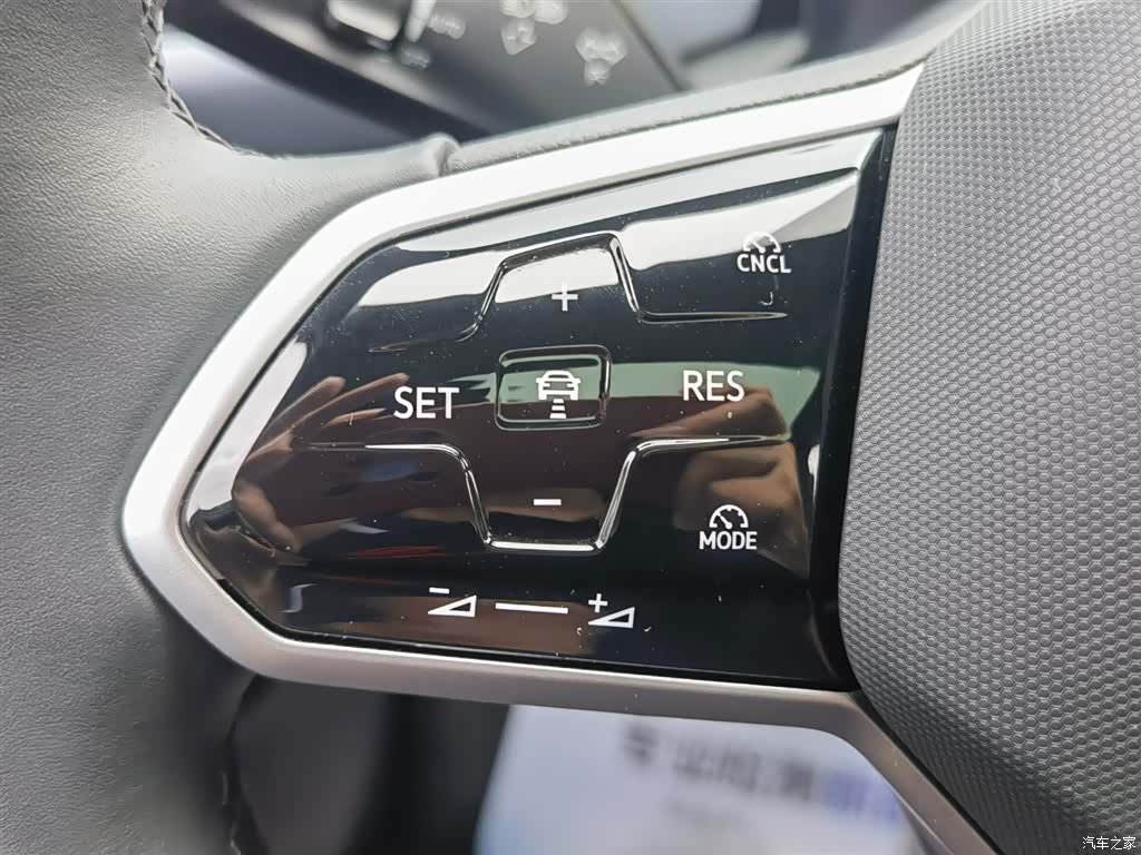 Volkswagen ID.4, 2024 25
