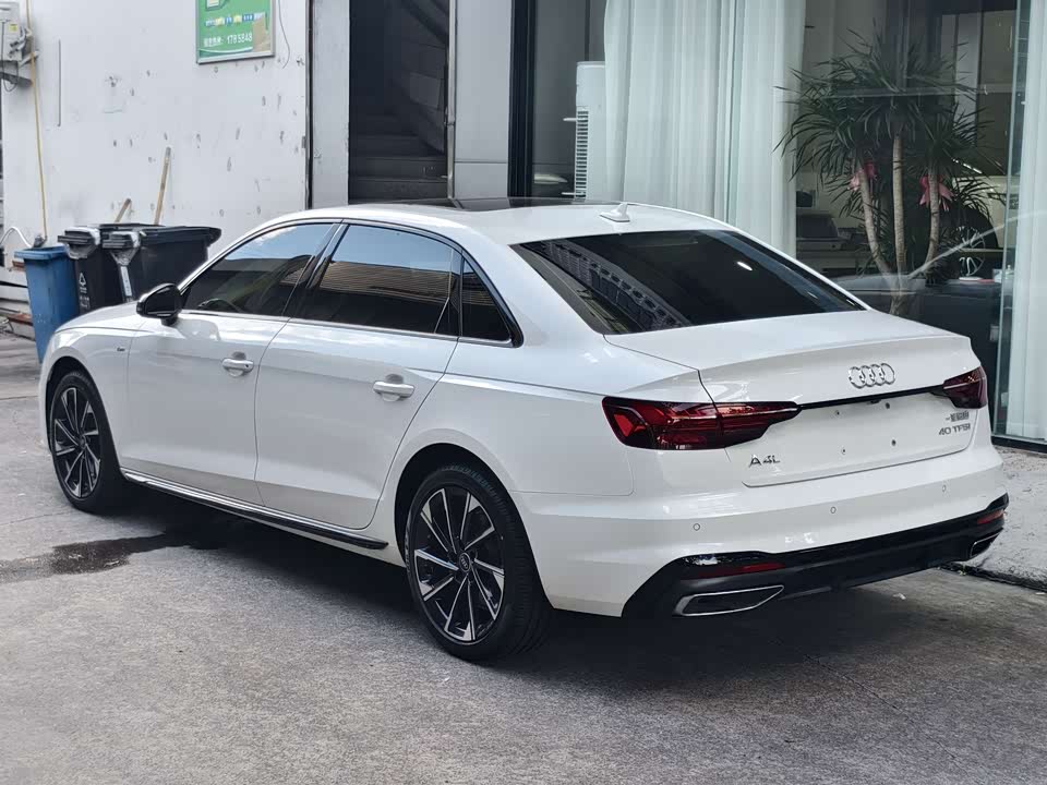 Audi A4L